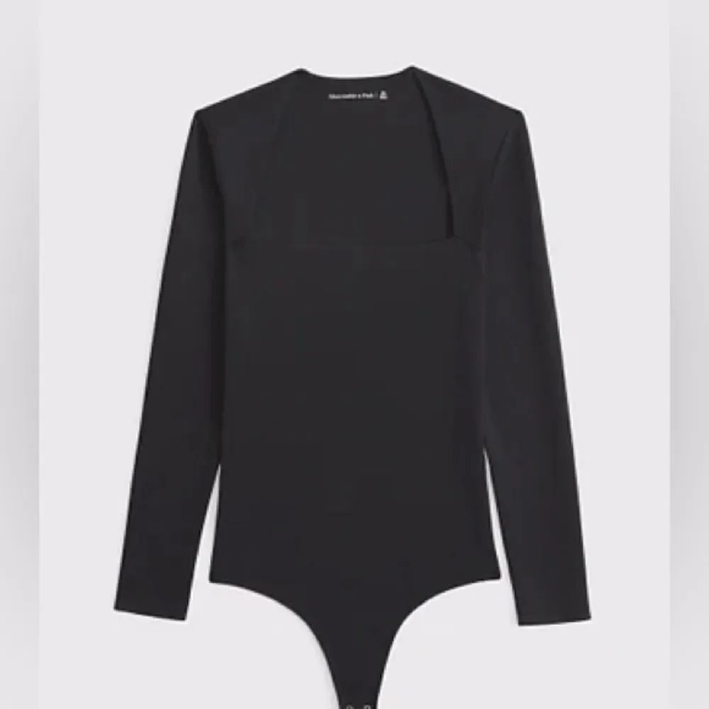 Abercrombie & Fitch The A&F Ava Long-Sleeve Sculpt Matte
Bodysuit